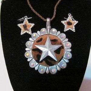 Silver tone western look set star pierced earrings rhinestones